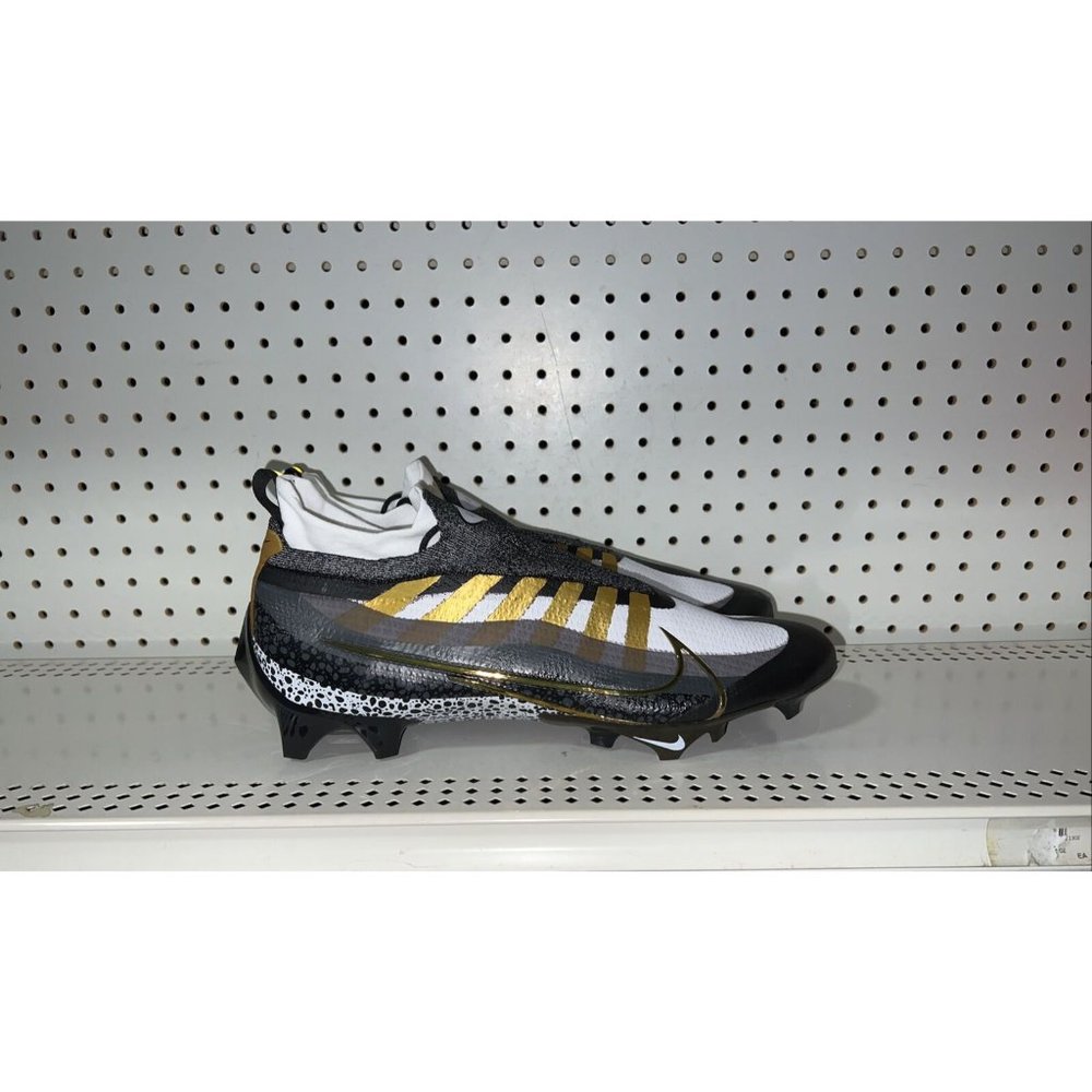 Nike Vapor Edge Elite 360 Black Metallic Gold Mens Football Cleats Size 16